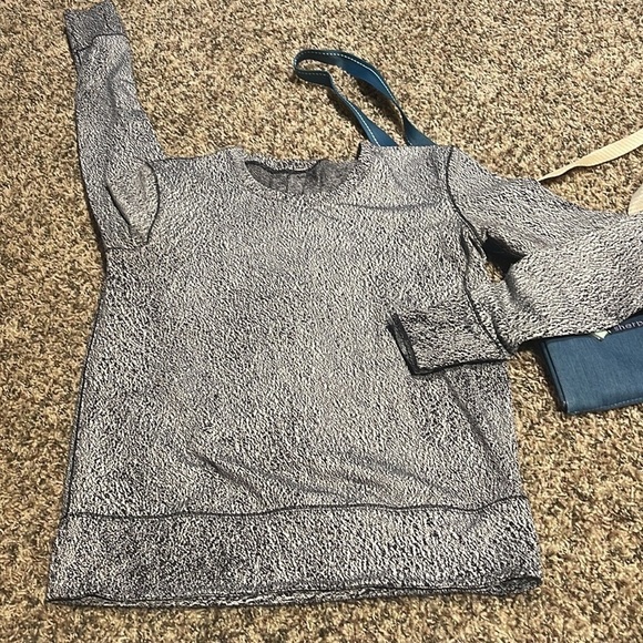 LULULEMON Womens 4 Black White Back Zip Pleated Rush Hour Long Sleeve Top - Picture 7 of 8